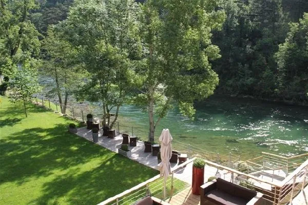 Jardin, Hotel de la Muse et du Rozier (groupes)