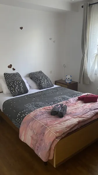 Deuxième chambre vu depuis la porte, Aurore Laut