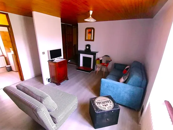 Salon et Canapé Lit (Odette et Louis)_Gite Maison Burg