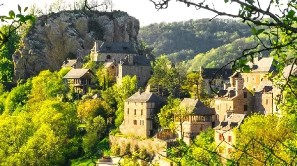 Maison Burg, Aveyron Attractivité Tourisme