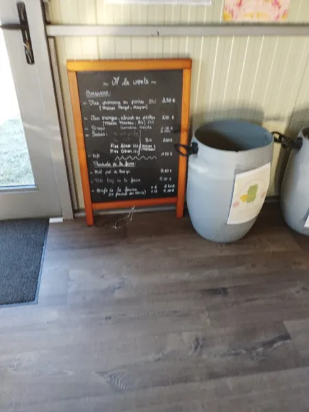 La petite ferme natur'ailes, OFFICE DE TOURISME DE PARELOUP LEVEZOU