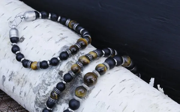 Bracelet en oeil de tigre et onyx noir naturel fermoir acier chirurgical, Atelier Bijoux Elodie Marcillac Estaing