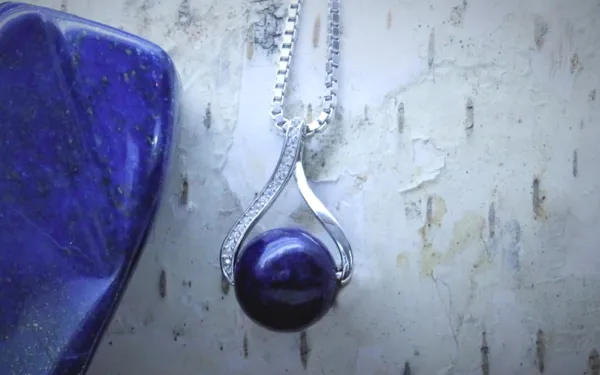 Pendentif perle en lapis-lazulis et argent massif 925e sertie de zirconium, Atelier Bijoux Elodie Marcillac Estaing