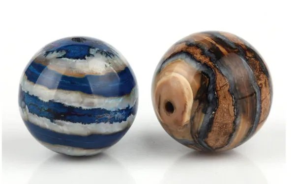 Perles en molaire fossile de mammouth provenance des sols d'Alaska ou de Sibérie, Atelier Bijoux Elodie Marcillac Estaing