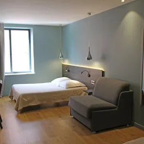 , Hôtel Restaurant Le Pont Neuf