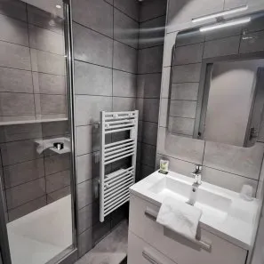 , Hôtel Restaurant Le Pont Neuf