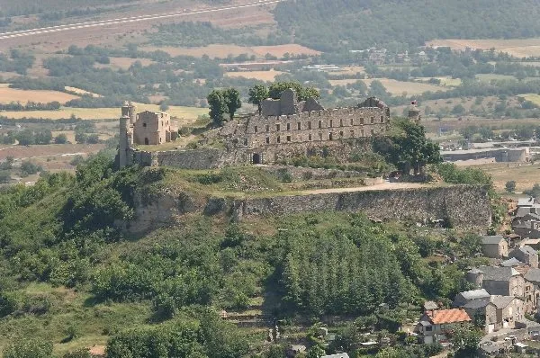 Alphonse et Suzy COUSI -20©AetS-COUSI-Causses-Aubrac.jpeg, OFFICE DE TOURISME DE SEVERAC LE CHATEAU