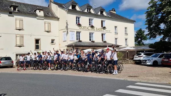 L'Oustal del Barry (groupes), L'Oustal del Barry