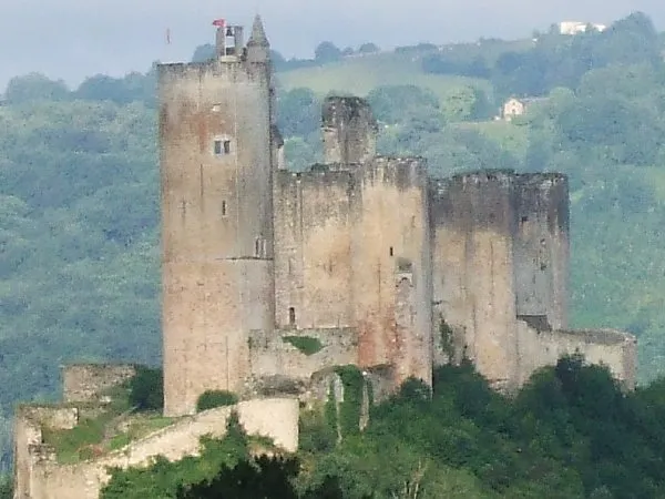 Forteresse de Najac, Hôtel Restaurant L'Oustal del Barry