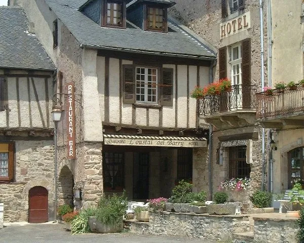 Façade L'Oustal del Barry, Hôtel Restaurant L'Oustal del Barry