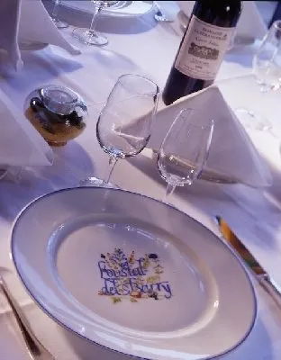 Mise en Place, Hôtel Restaurant L'Oustal del Barry