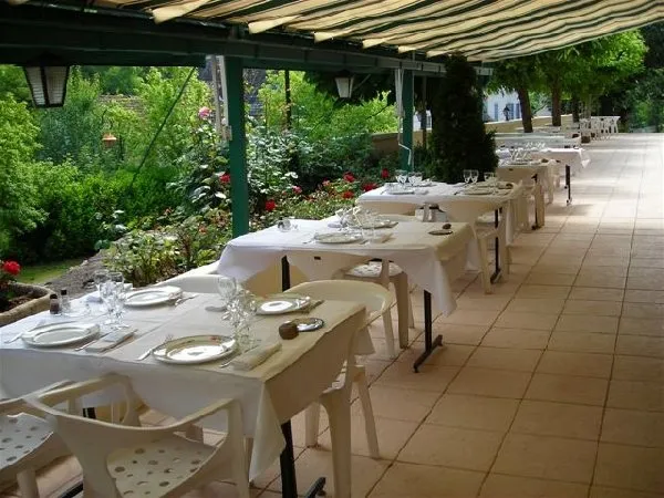 Terrasse, HÔTEL LE BELLE RIVE