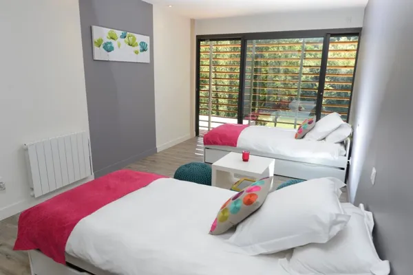 Chambre vue rivière, Gite Emeraude Design & Nature - Luc Jennepin