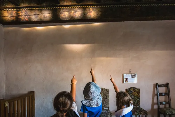 Enquêtes historiques du Château de Latour du Sorgues