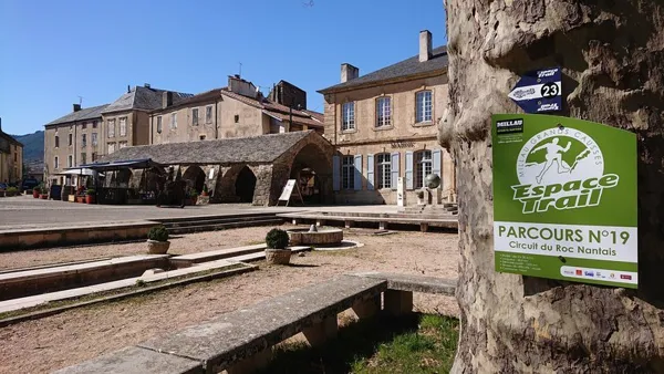 Circuit du Roc Nantais, OFFICE DE TOURISME LARZAC VALLEES