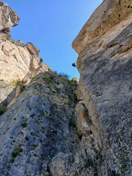 Descente en Rappel après l'escalade!