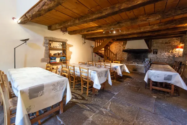 Gîte d'étape Le Larquinel (groupes) - Ferme de la Blaquière, Randonnée à dromadaires - Ferme de la Blaquière  (groupes)