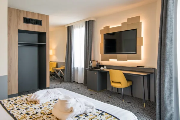 HOTEL MERCURE RODEZ CATHEDRALE, Hôtel Mercure Rodez Cathédrale