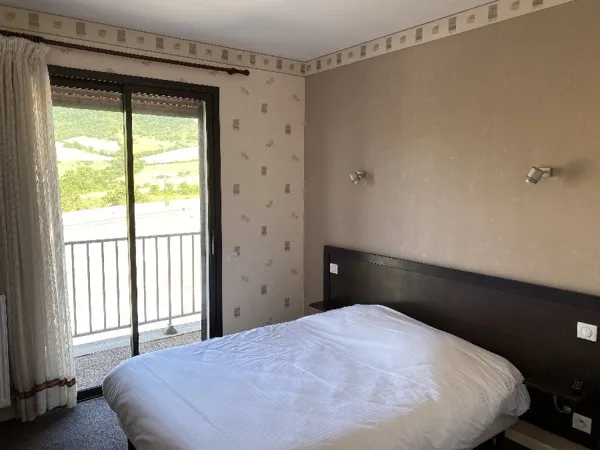 Hôtel Le Combalou (groupes), Hôtel Le Combalou