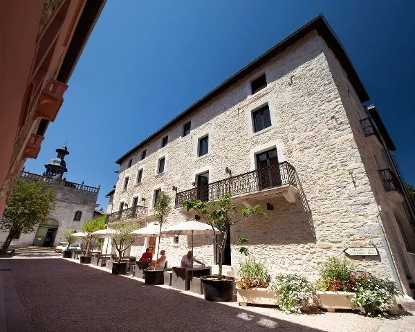LES FLEURINES, OFFICE DE TOURISME REGIONAL DE VILLEFRANCHE DE ROUERGUE
