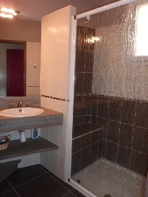 salle d'eau, CASTELBOU Sandrine - LA MAISON DE JEANNE