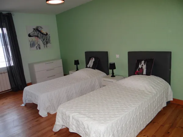 chambre amande, castelbou sandrine