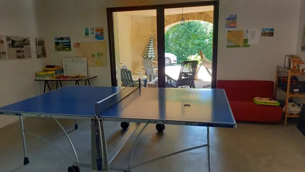 SALLE DE JEUX COMMUNE