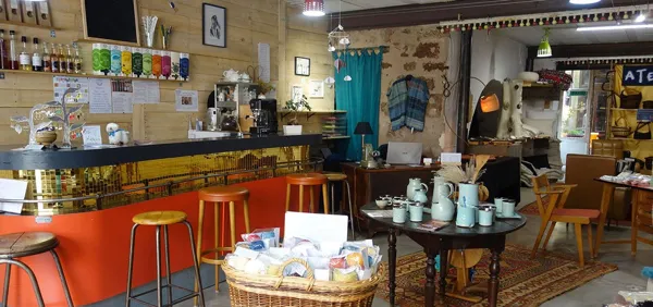 Boutique associative 