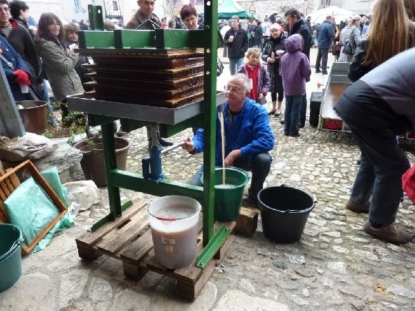 Fête de la Châtaigne - Sauveterre de Rouergue, OFFICE DE TOURISME DE SAUVETERRE DE ROUERGUE