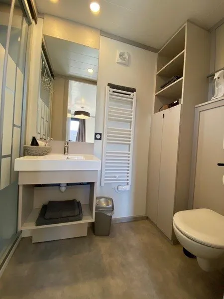 Gite Au Père Peinard salle d'eau - H12G023213