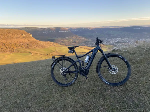 VTT électrique disponibles sur place en option
