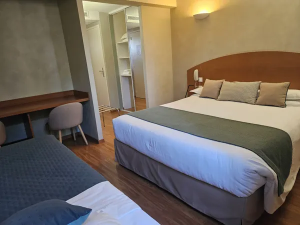 Chambre Confort Triple, La Route d'Argent