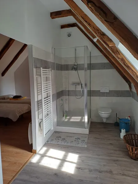 Salle d'eau niveau 2, propriétaire