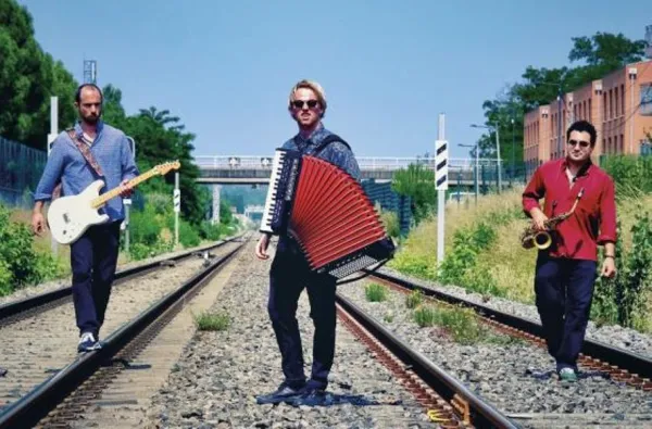 Concert et rencontre au Coin du Cantou : Oizeau