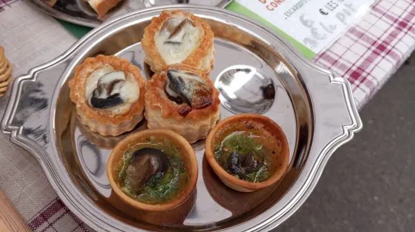 Bouchées au Roquefort et Croquilles à la Bourguignonne, @L'Escargot du Campet