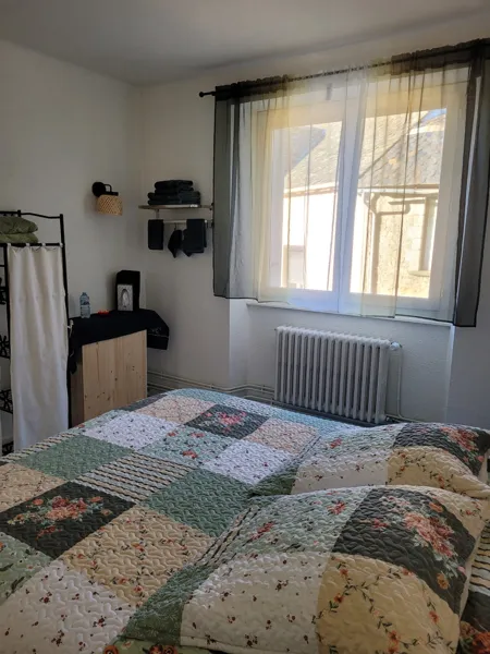 chambre 1 

   ,lit double : 160 X 200, chambre 1