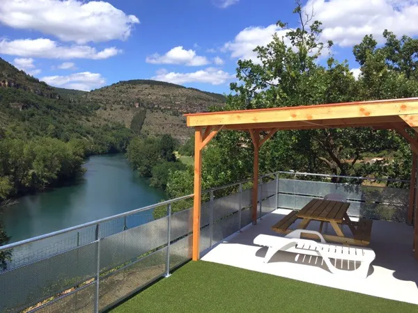 Des mobile-homes avec Vue Panoramique, Camping de la cascade
