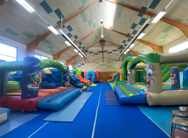 Amuz'toi : Parc de jeux gonflables