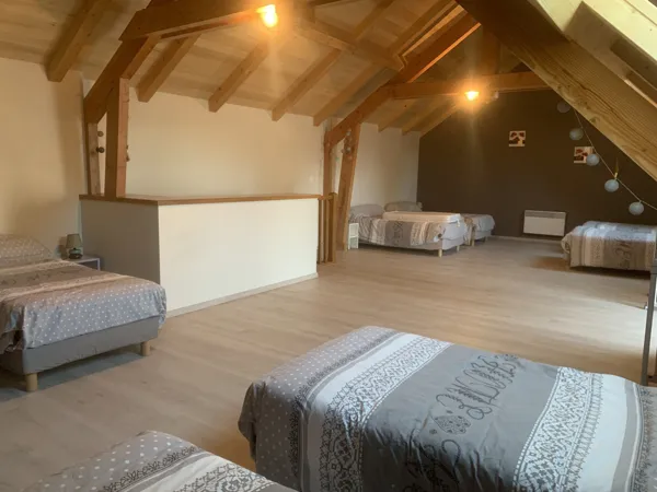 Dortoir - gîte de Nonglangues, Office de Tourisme en Aubrac