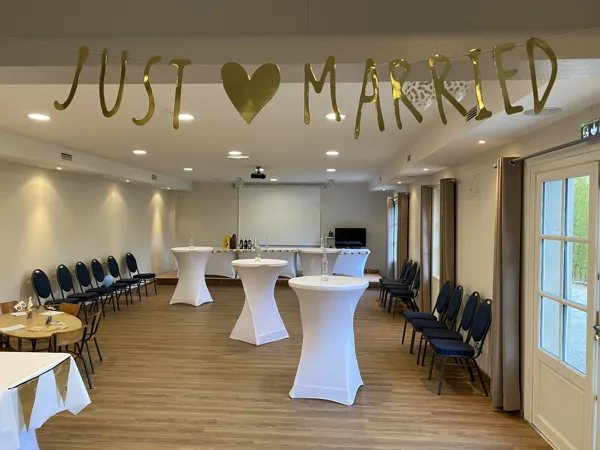 Résidence Le 1837 (groupes), Résidence Le 1837