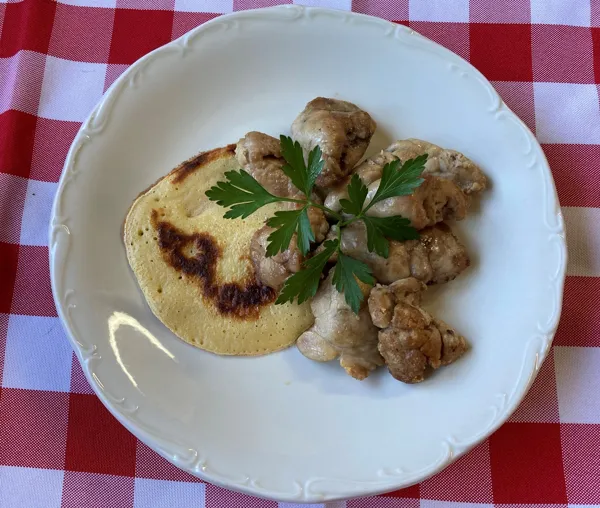 Repas ris d'agneau au restaurant Lou Paouzadou