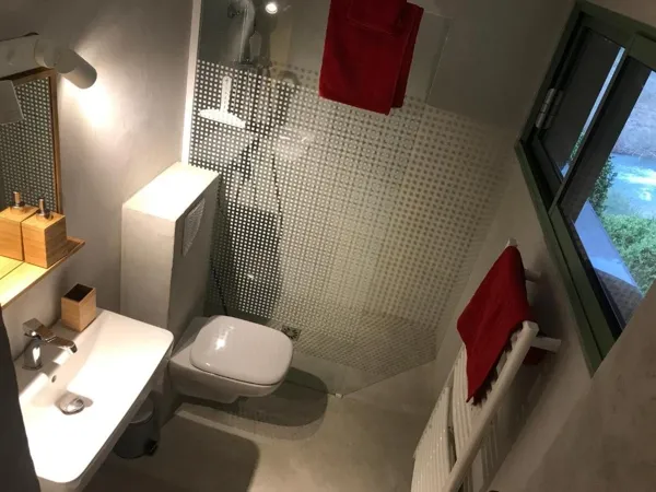 La salle de bain de la chambre Terre