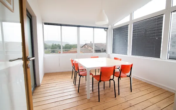 En terrasse avec vue panoramique, Ping Pong Cowork