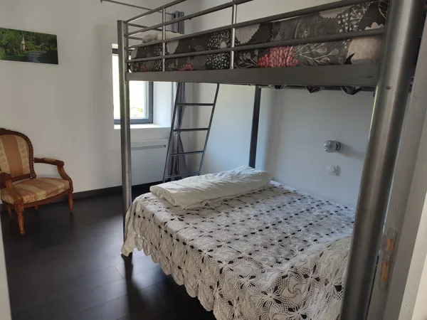 Chambre 2 ,lits superposés 140, 