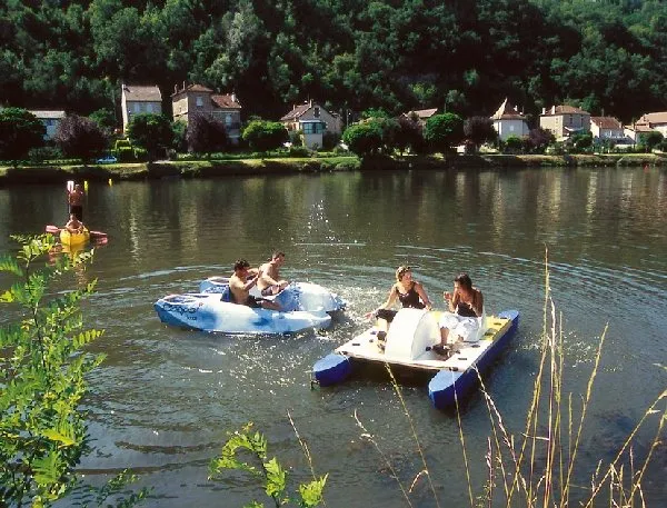 BASE NAUTIQUE ET DE LOISIRS