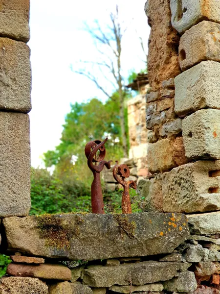 Hameau médiéval de Saint-Caprazy, ROQUEFORT TOURISME