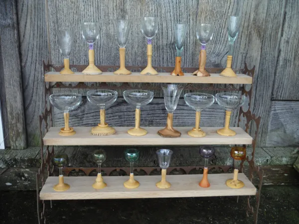 verres ancien avec pied en bois, bruno chartier