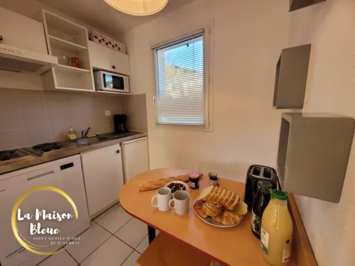 Le 59 de la Maison Bleue- Kitchenette, Office de Tourisme des Causses à l'Aubrac
