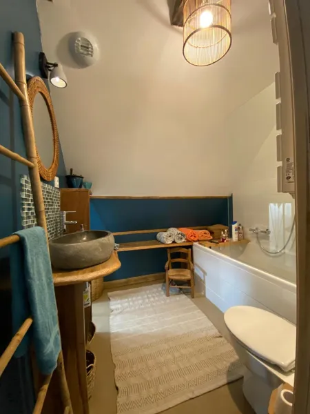 SALLE DE BAIN 2 IEME ETAGE