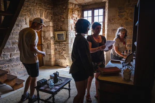 Escape game au château de Latour sur Sorgue, ©V. Govignon - OT Larzac Vallées